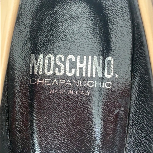 Moschino Cheap and Chic Vintage Pumps - Picture 6 of 7